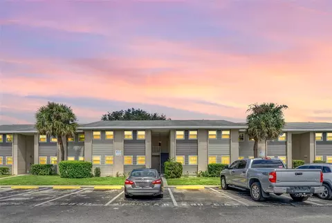 855 Sky Lk #A, Orlando, FL 32809