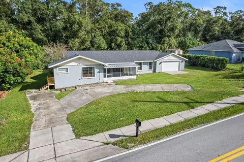 1049 W New York Ave, Orange City, FL 32763