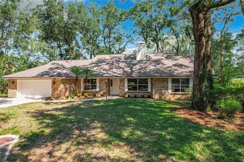 2053 Eagles Rest Dr, Apopka, FL 32712