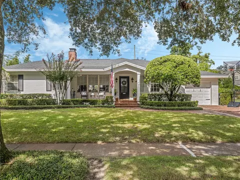 1316 Belleaire Cir, Orlando, FL 32804