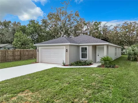 207 N Chester St, Leesburg, FL 34748