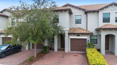 1270 Royal St George Blvd, Davenport, FL 33896