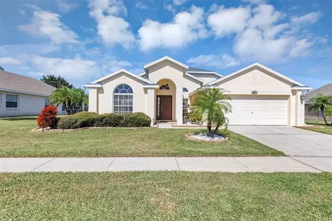 610 Mcfee Dr, Davenport, FL 33897