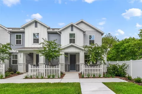 155 Aulin Ave, Oviedo, FL 32765