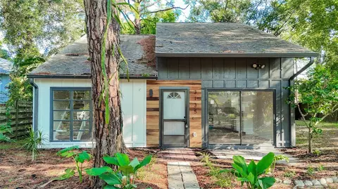 3135 Maiden Ln, Sarasota, FL 34231