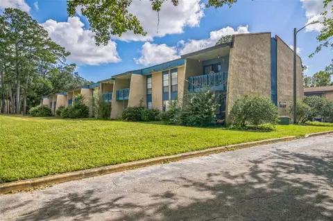 2811 SW Archer Rd #X-205, Gainesville, FL 32608