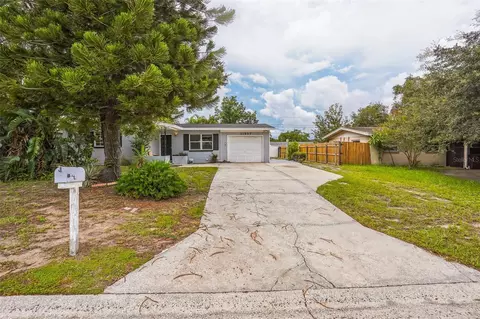 Exterior - 11357 116th Ave, Largo, FL 33778 photo 5 of 7