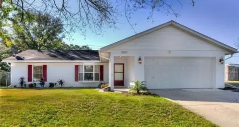 2500 Cherry Blossom Ct, Eustis, FL 32726
