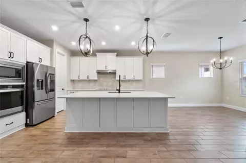 Kitchen - 1352 Silo Dr, Saint Cloud, FL 34771 photo 2 of 4