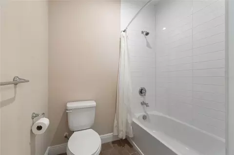 Bath - 1352 Silo Dr, Saint Cloud, FL 34771 photo 3 of 4