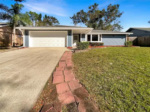 4143 Waikiki Dr, Sarasota, FL 34241