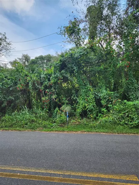1995 1st Dr, Sanford, FL 32771