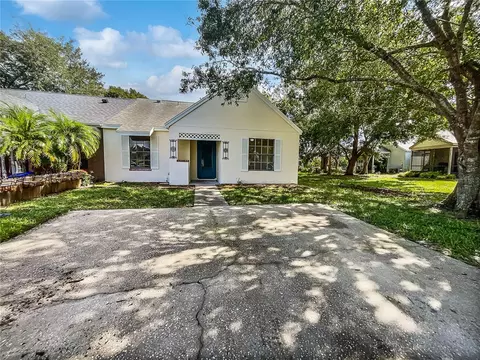 101 Candlewick Ct, Sanford, FL 32771