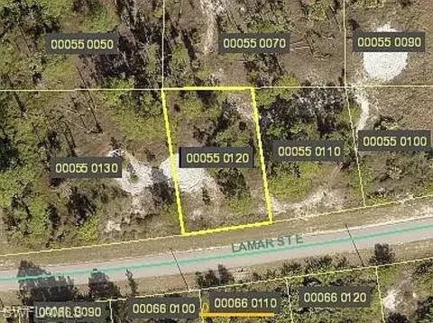 725 Lamar St E, Lehigh Acres, FL 33974