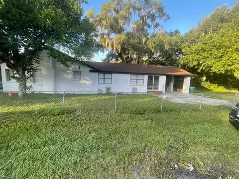 401 Martin Luther King Jr Ave, Wildwood, FL 34785