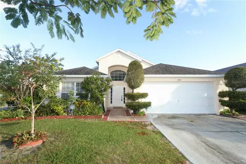 1800 Colonial Woods Blvd, Orlando, FL 32826
