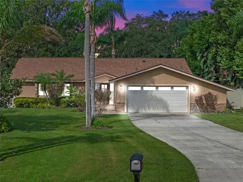 6056 Twin Lakes Dr, Oviedo, FL 32765