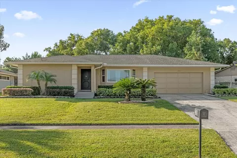 306 Barclay Ave, Altamonte Springs, FL 32701