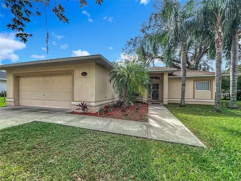 944 Hicks Rd, Lakeland, FL 33813