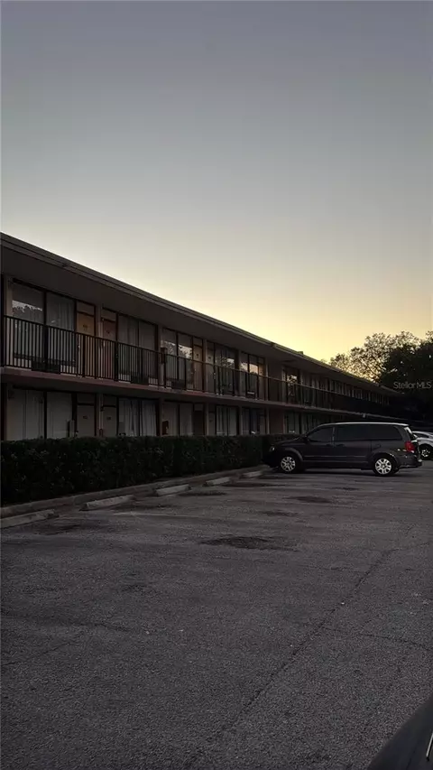 7900 S Orange Blossom Trl #2053, Orlando, FL 32809