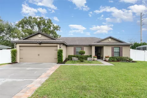906 Stratton St, Deltona, FL 32725