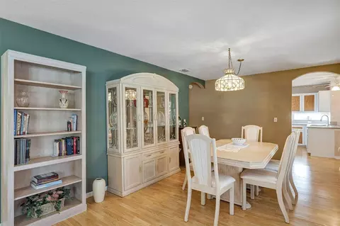 Dining - 11447 SW 69th Cir, Ocala, FL 34476 photo 4 of 5