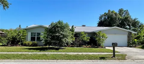 2198 Egret Dr, Clearwater, FL 33764