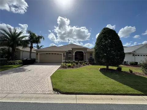 566 Society Hill Cir, The Villages, FL 32162