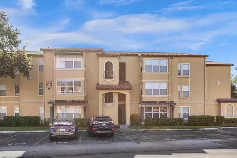 5132 Conroy Rd #28, Orlando, FL 32811
