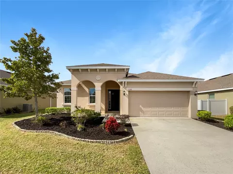 1136 Merion Dr, Mount Dora, FL 32757
