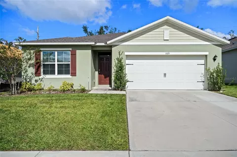 11125 Amber Ridge Dr, Zellwood, FL 32798