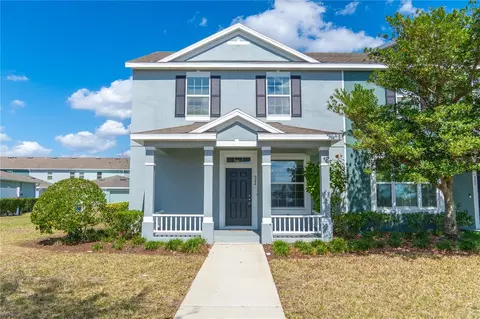 522 Juniper Springs Dr, Groveland, FL 34736