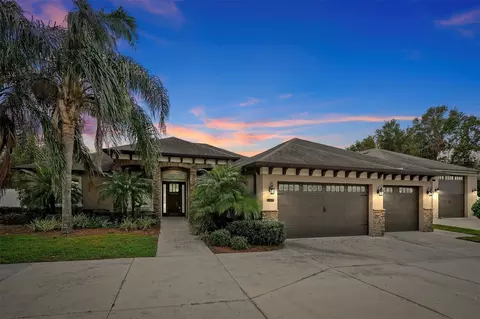 157 Sanford Ave, Debary, FL 32713