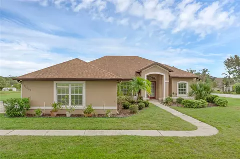 17526 Long Ridge Dr, Montverde, FL 34756