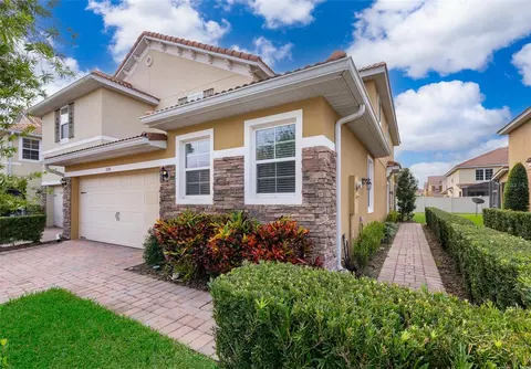 5539 Siracusa Ln, Sanford, FL 32771