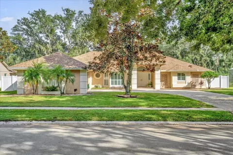 689 Wyckliffe Pl, Winter Springs, FL 32708