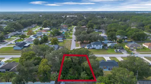 649 Staffordshire Ave, Deltona, FL 32738