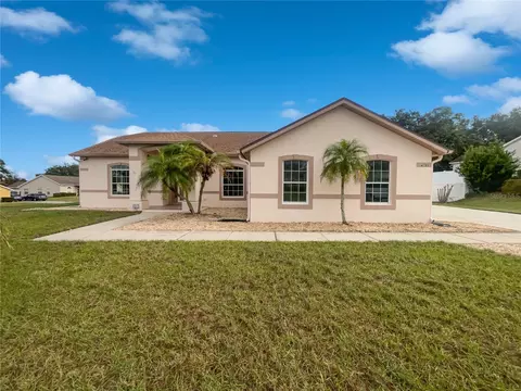 14735 Yellow Pine Ln, Clermont, FL 34711