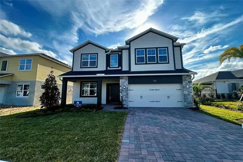822 Pointe Emerson Blvd, Apopka, FL 32703