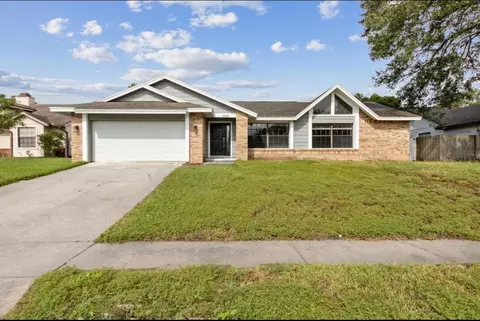 1005 Red Dandy Dr, Orlando, FL 32818