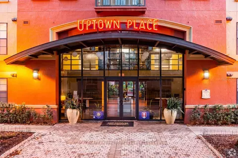 911 N Orange Ave #306, Orlando, FL 32801