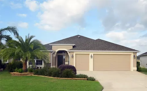 1521 Walnut Way, The Villages, FL 32163