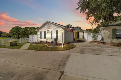 1402 Azteca Loop, The Villages, FL 32162