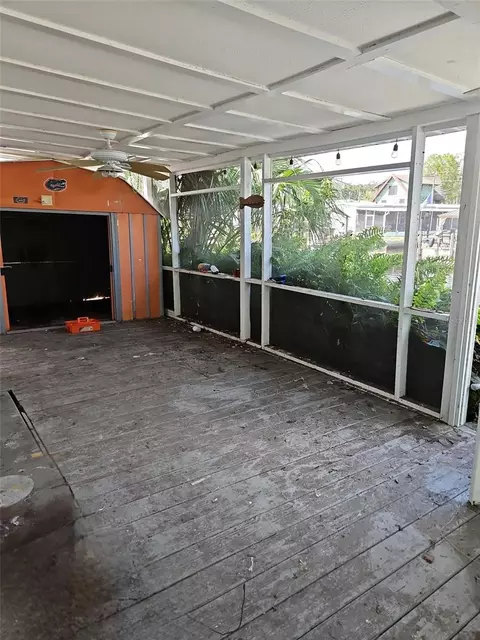 Exterior - 5400 Circle Dr, Weeki Wachee, FL 34607 photo 5 of 5