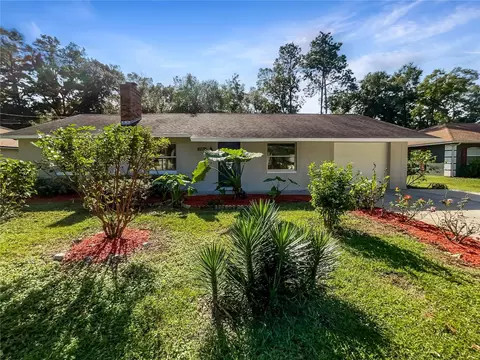 6076 NW 61st Ln, Ocala, FL 34482