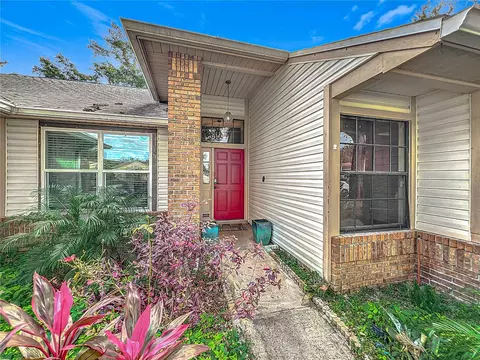 1725 Singing Palm Dr, Apopka, FL 32712