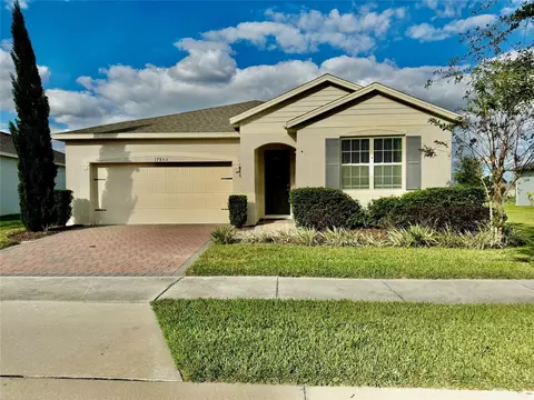 17853 Blazing Star Cir, Clermont, FL 34714