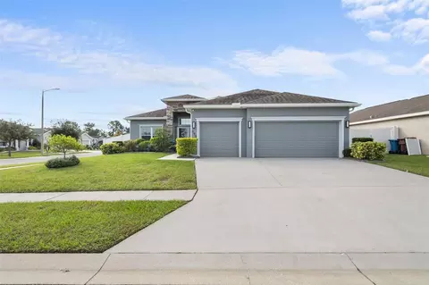 990 Kingfisher Dr, Haines City, FL 33844