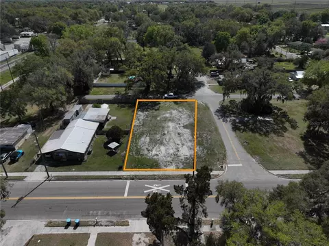 7 S Cherokee Ave #A, Fort Meade, FL 33841