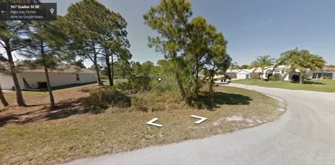 967 Quaker St SE, Palm Bay, FL 32909